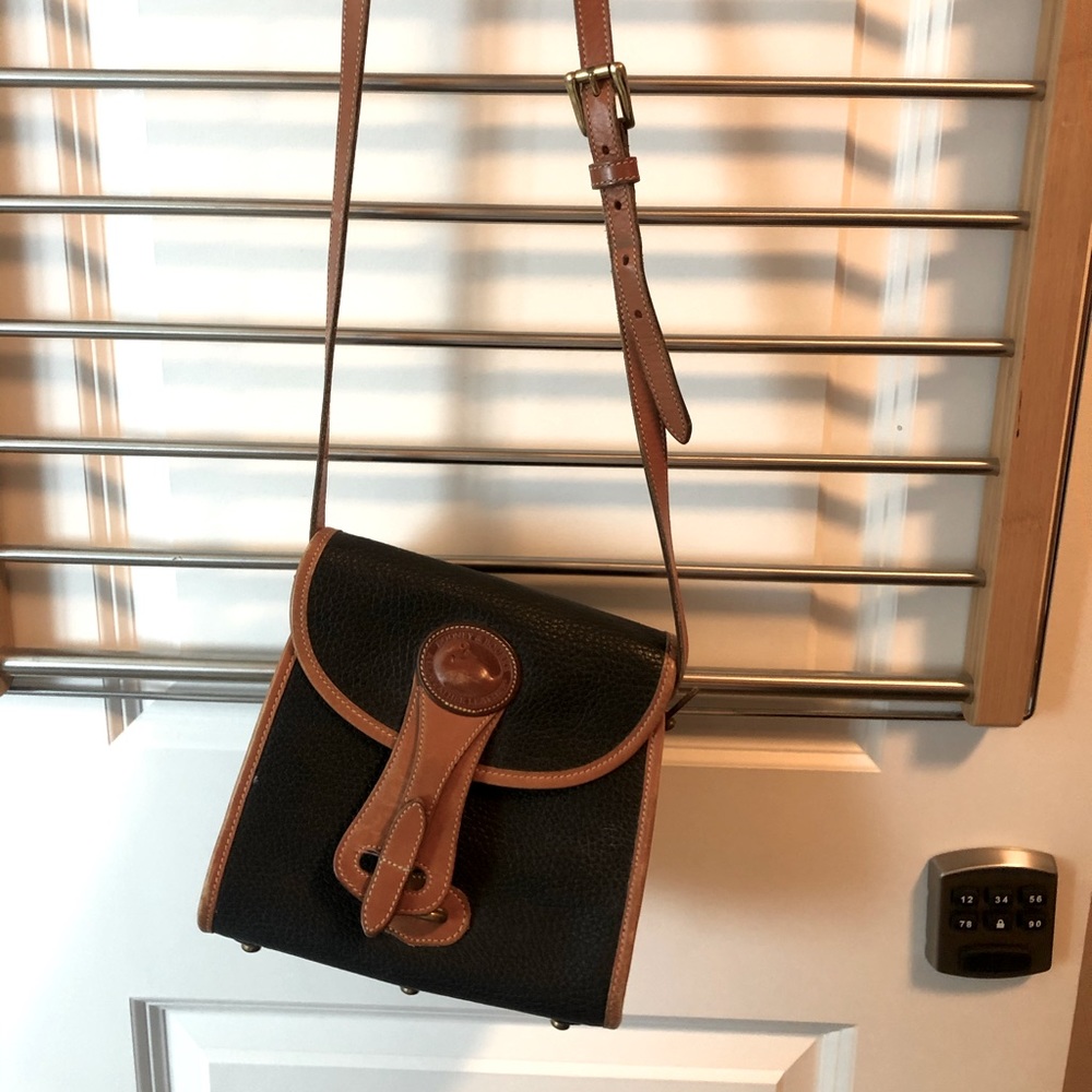 Vintage Dooney & Bourke Crossbody Bag